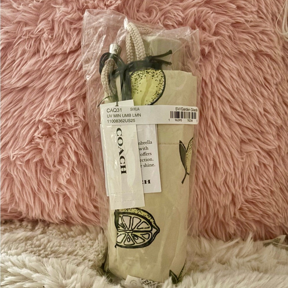 NEW Coach Lemon Print Garden Glade Yellow Multi UV Protection Mini Umbrella - Picture 12 of 13